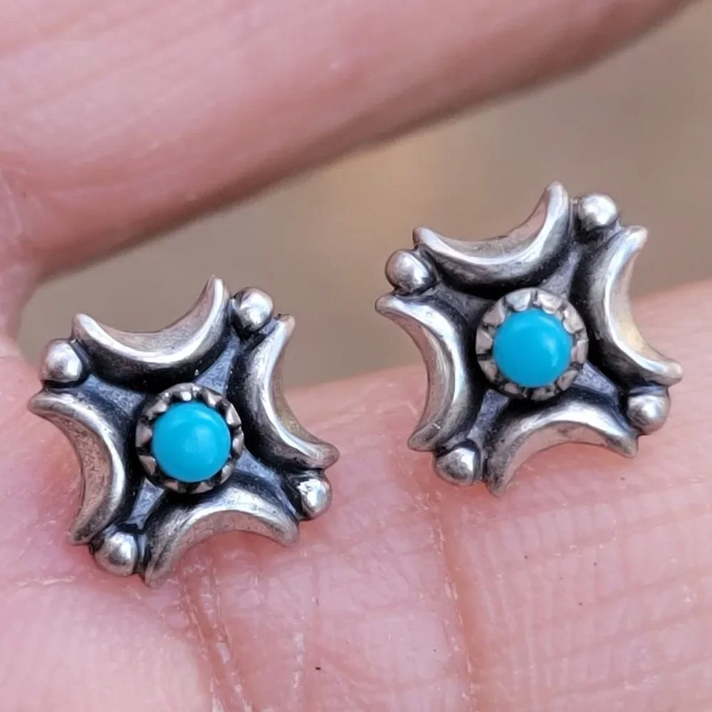 Native American Fred Harvey Era turquoise crescent moons raindrops sterling stud - Picture 1 of 15